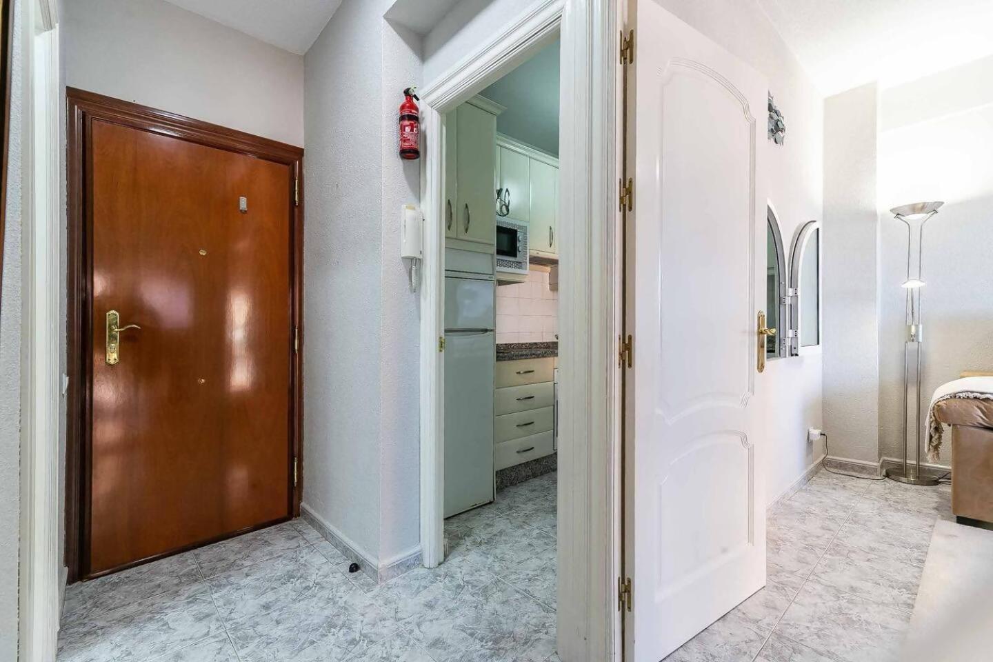 Perla 5 - 1 Bed 1 Bath View * Fuengirola
